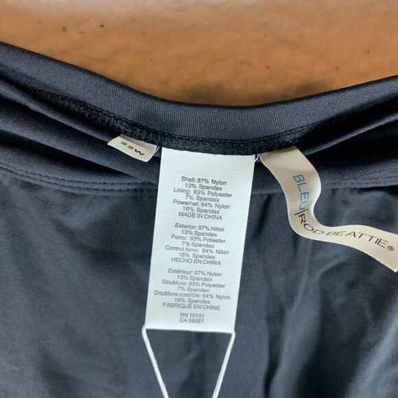 Bleu Rod Beattie Women's High Waist Skirted Swim Bottom‎ Black Size 22W NWT 9427 - Picture 4 of 10